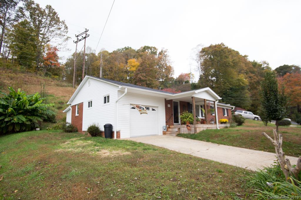 49 West Glenview Street Marion NC 28752
