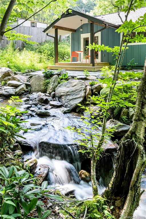 470 Blackberry Inn Road Weaverville NC 28787