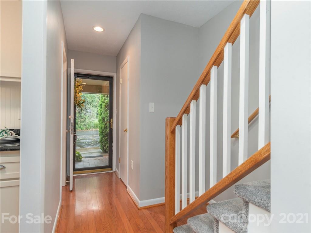 82 Chelsea Road Waynesville NC 28786