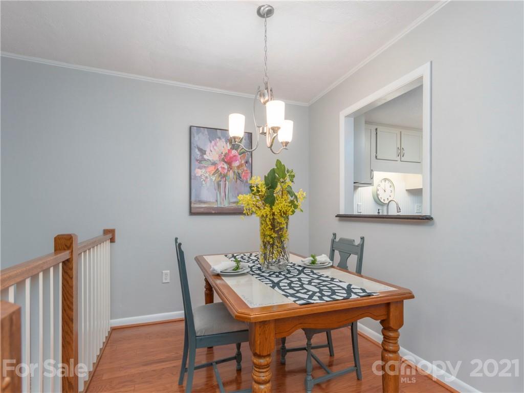 82 Chelsea Road Waynesville NC 28786