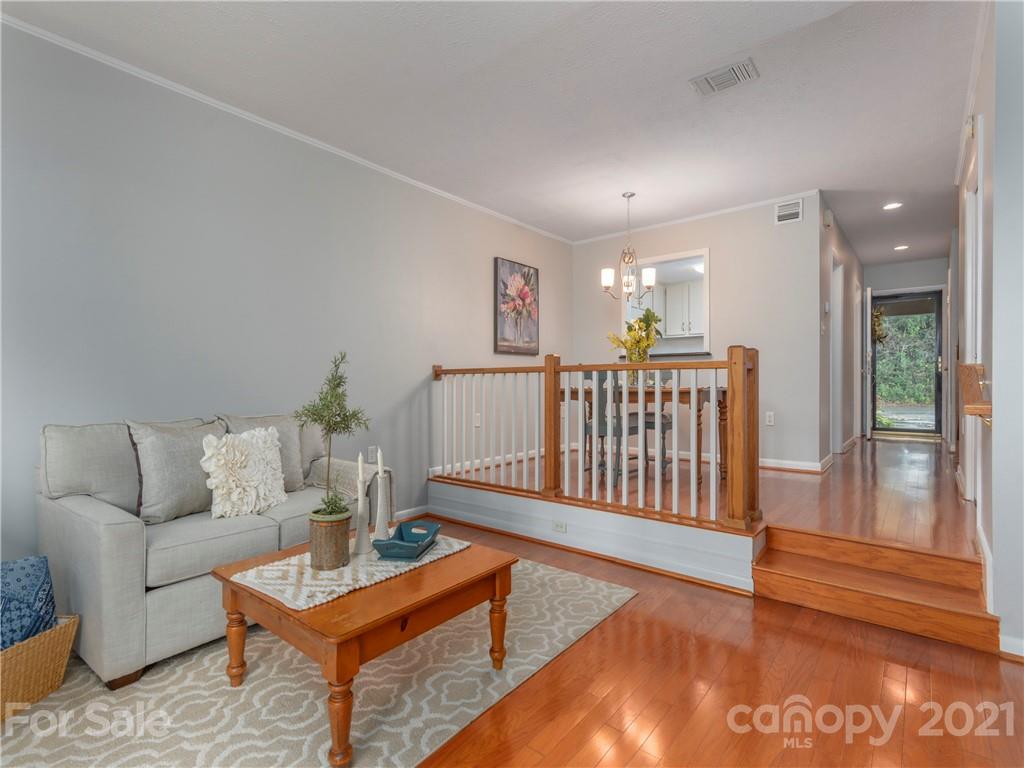 82 Chelsea Road Waynesville NC 28786