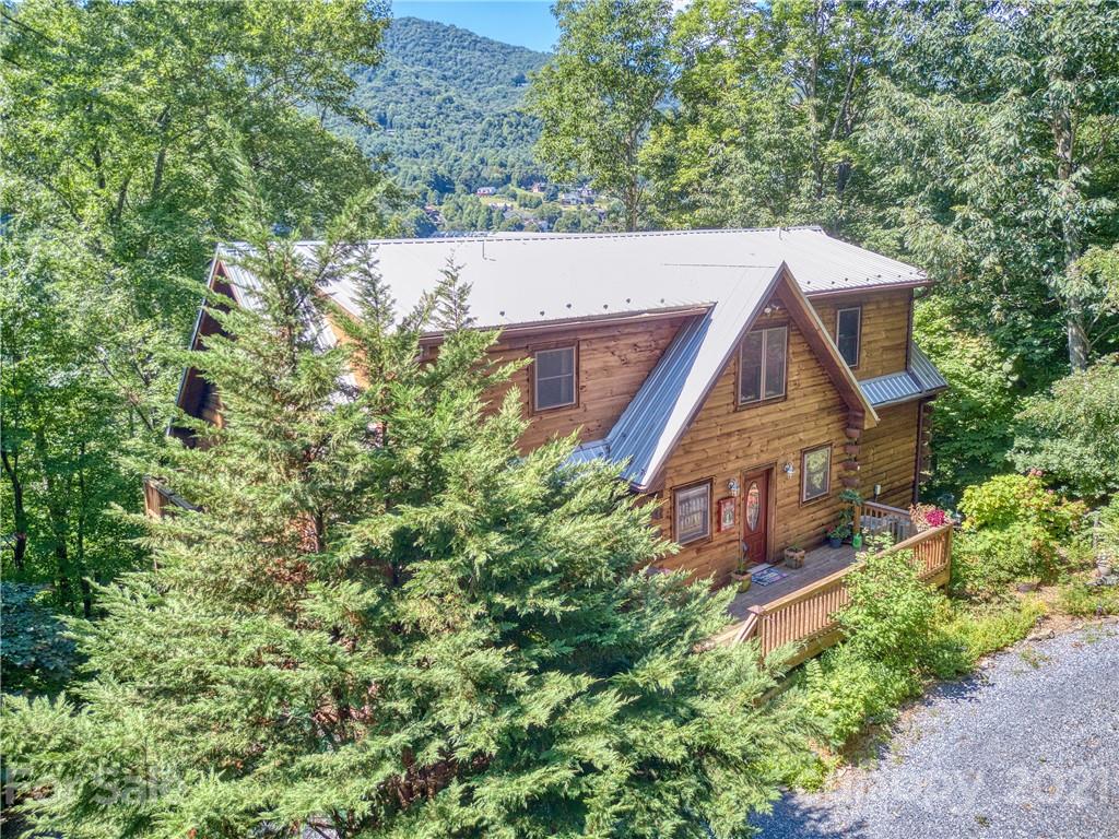 80 Gusty Knoll Trail Waynesville NC 28785