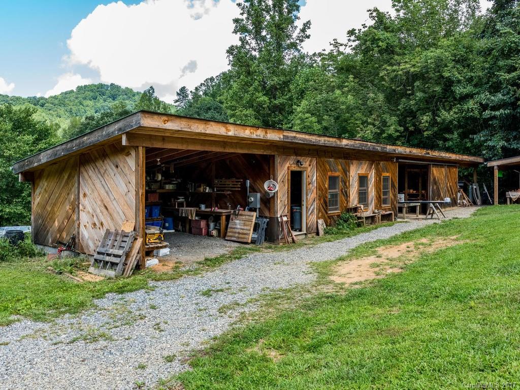 310 Ras Grooms Road Marshall NC 28753