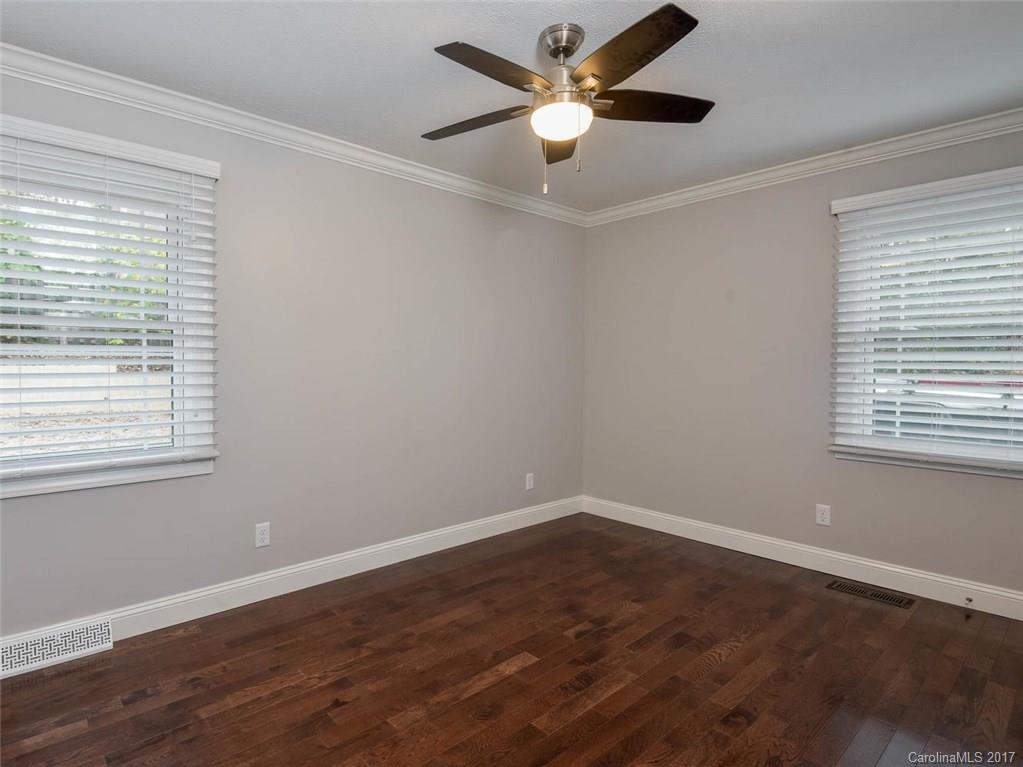 34 New Jersey Avenue Asheville NC 28806