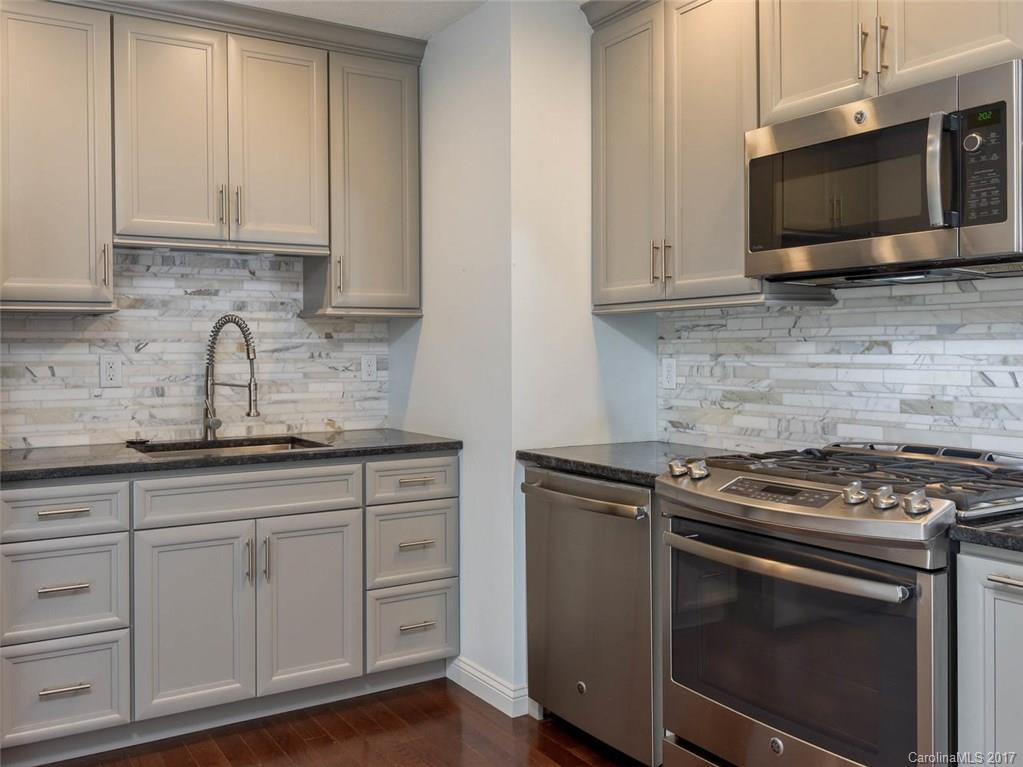 34 New Jersey Avenue Asheville NC 28806