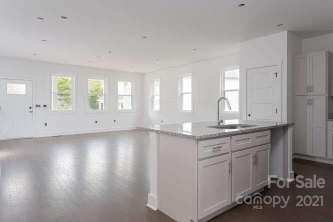 128 Hartman Lane Candler NC 28715