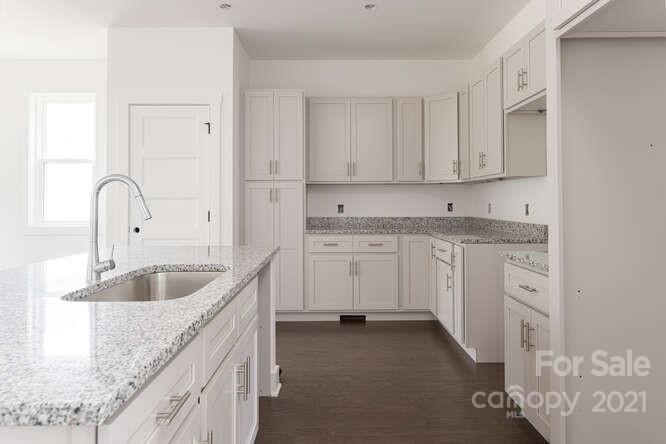128 Hartman Lane Candler NC 28715