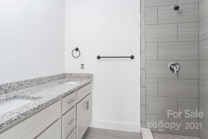 128 Hartman Lane Candler NC 28715
