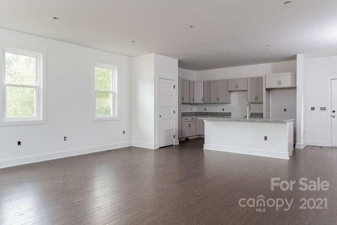 128 Hartman Lane Candler NC 28715