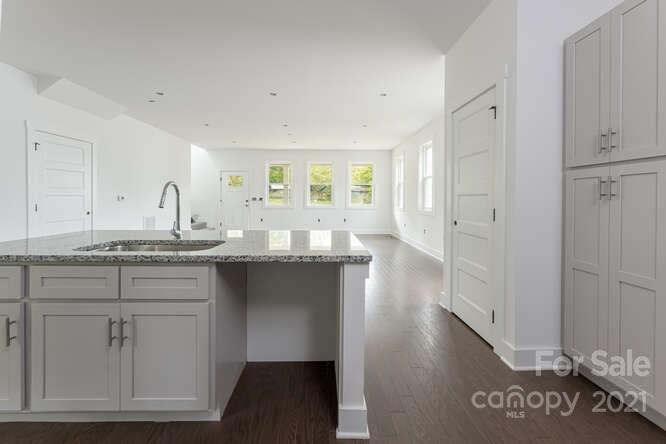 128 Hartman Lane Candler NC 28715