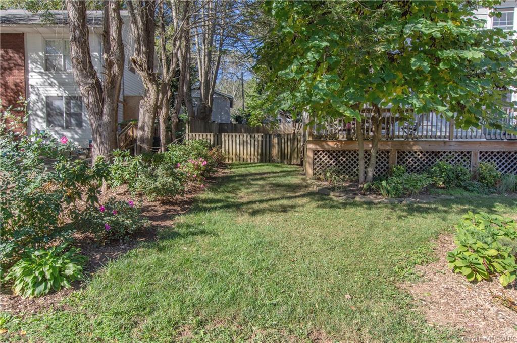 30 Brucemont Circle Asheville NC 28806