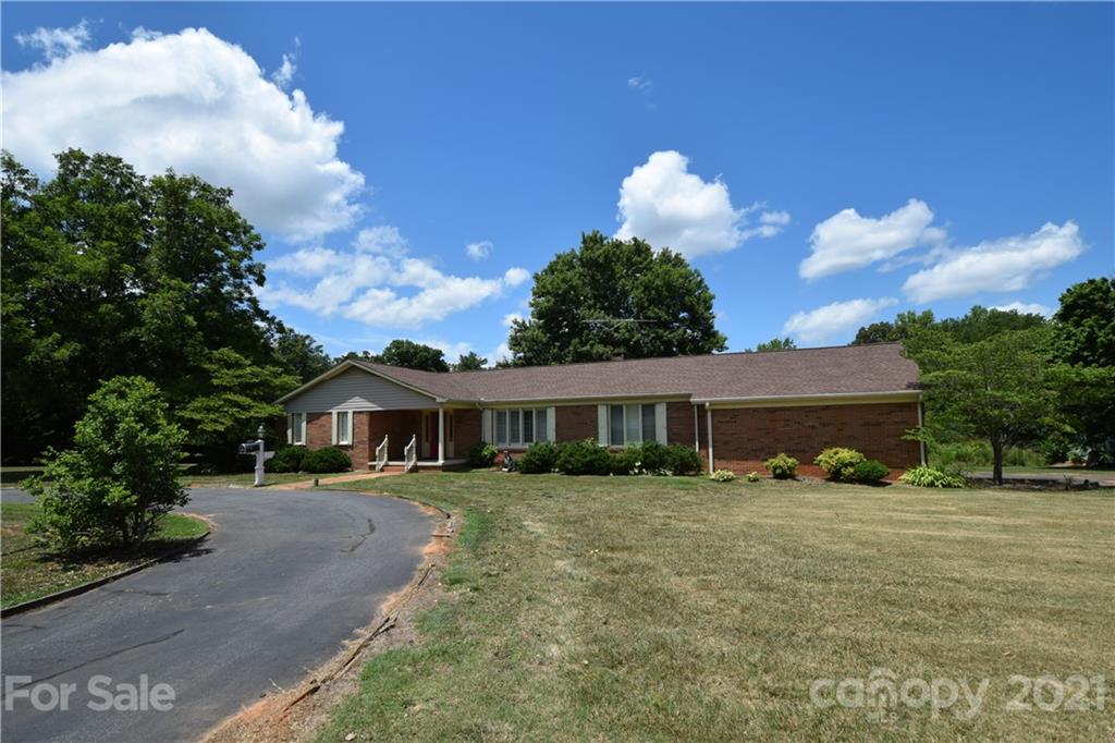 441 Morningstar Lake Road Forest City NC 28043