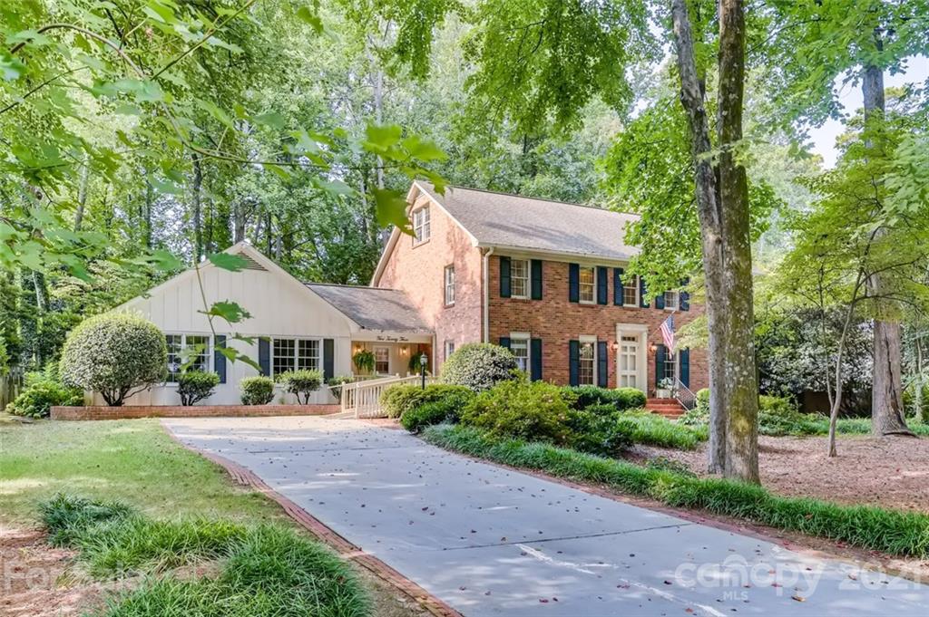 523 Robmont Road Charlotte NC 28270