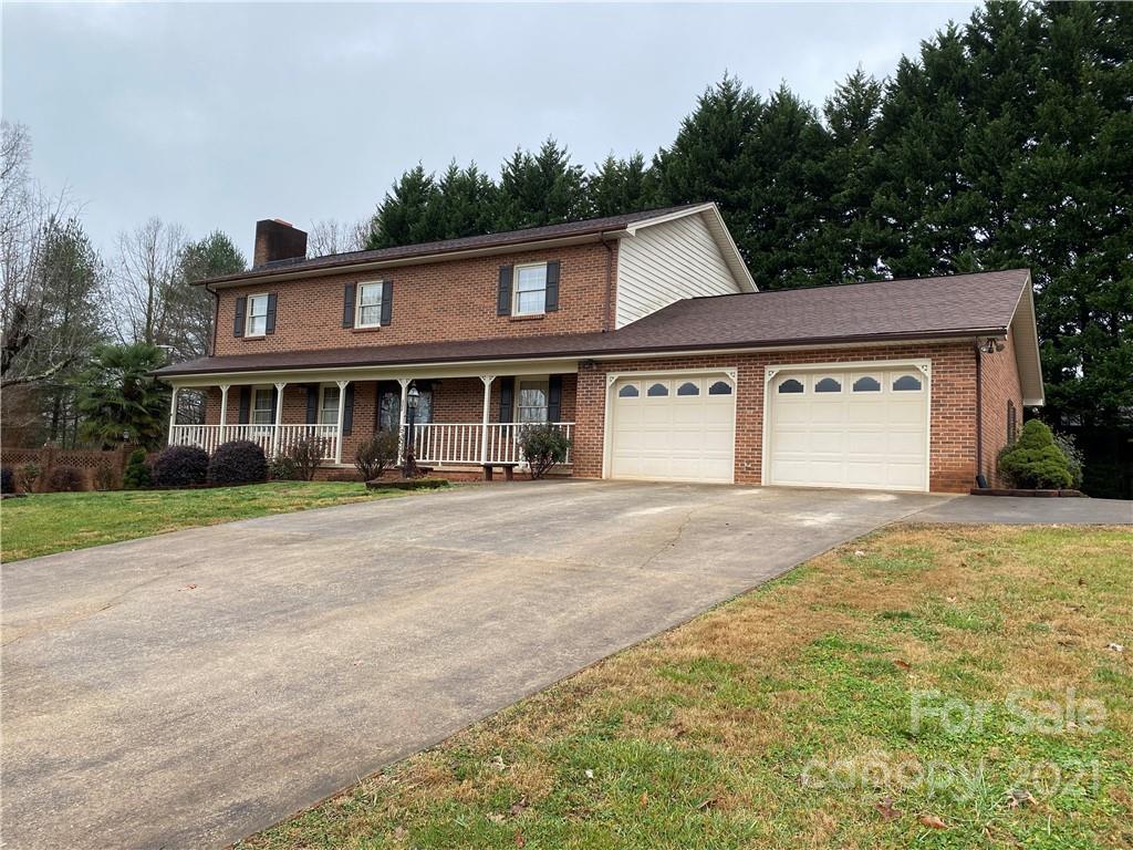 302 Red Oak Drive Lenoir NC 28645