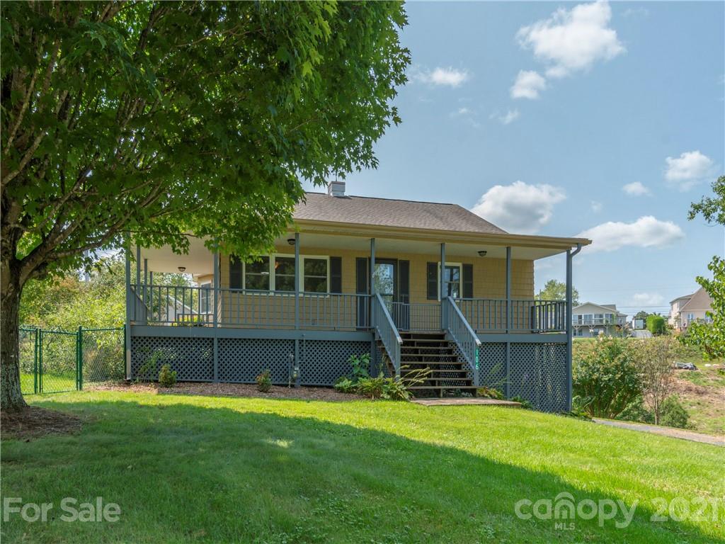 106 Sunny Lane Mars Hill NC 28754