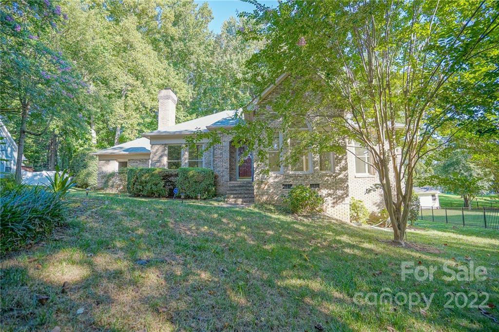 7012 Rothmore View Court Charlotte NC 28215