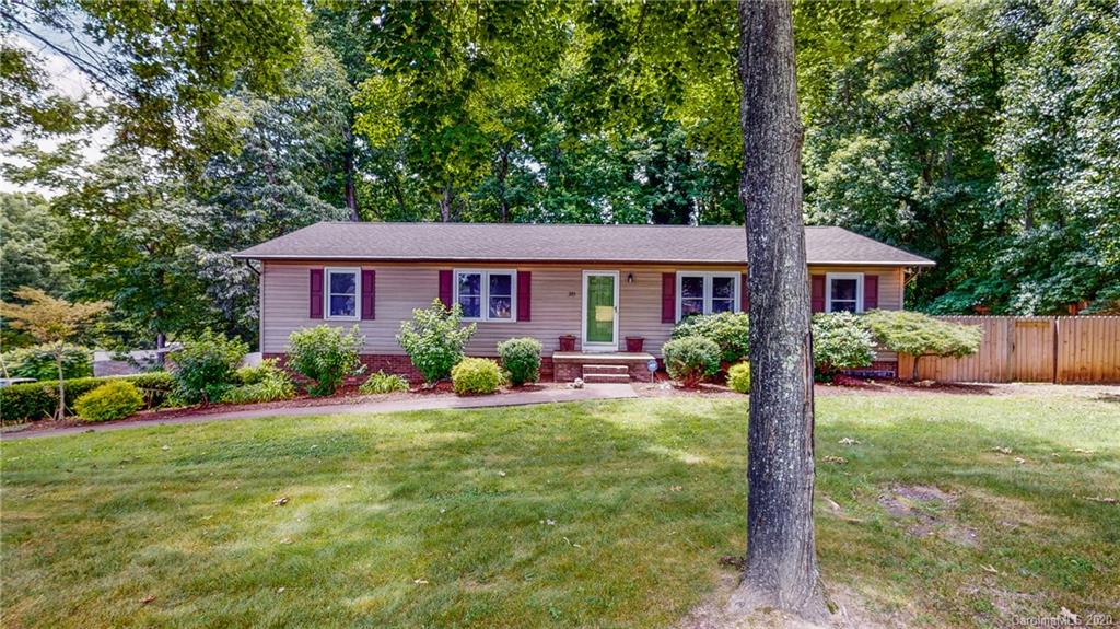 283 Liberty Road Candler NC 28715