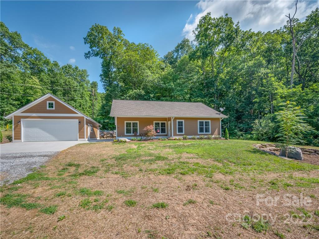 110 Cub Paw Lane Hendersonville NC 28792