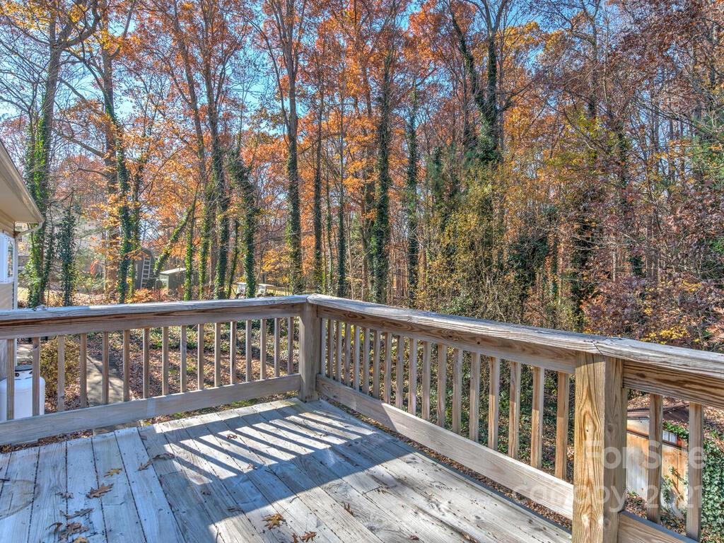 10 Old Asbury Road Candler NC 28715