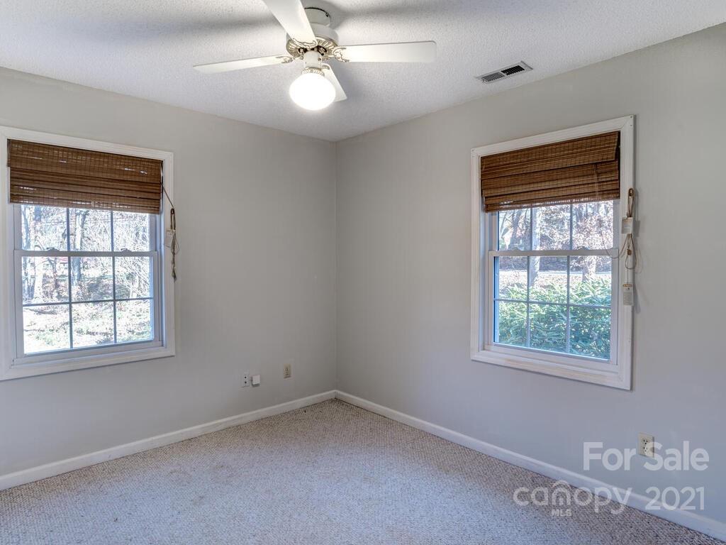 10 Old Asbury Road Candler NC 28715