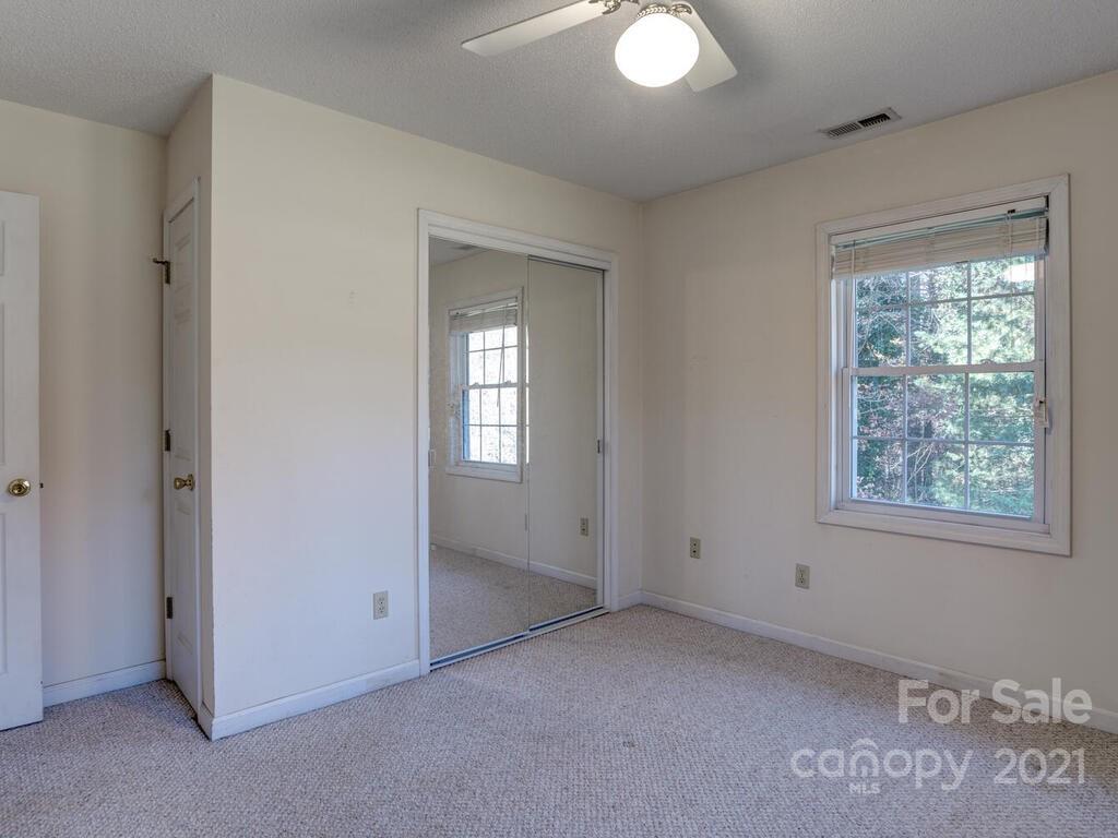 10 Old Asbury Road Candler NC 28715