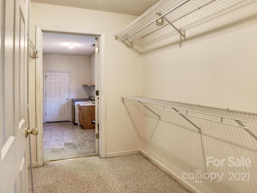 10 Old Asbury Road Candler NC 28715