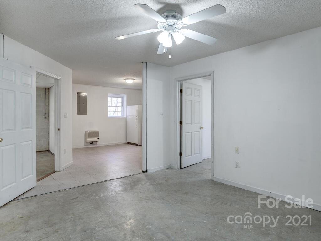 10 Old Asbury Road Candler NC 28715
