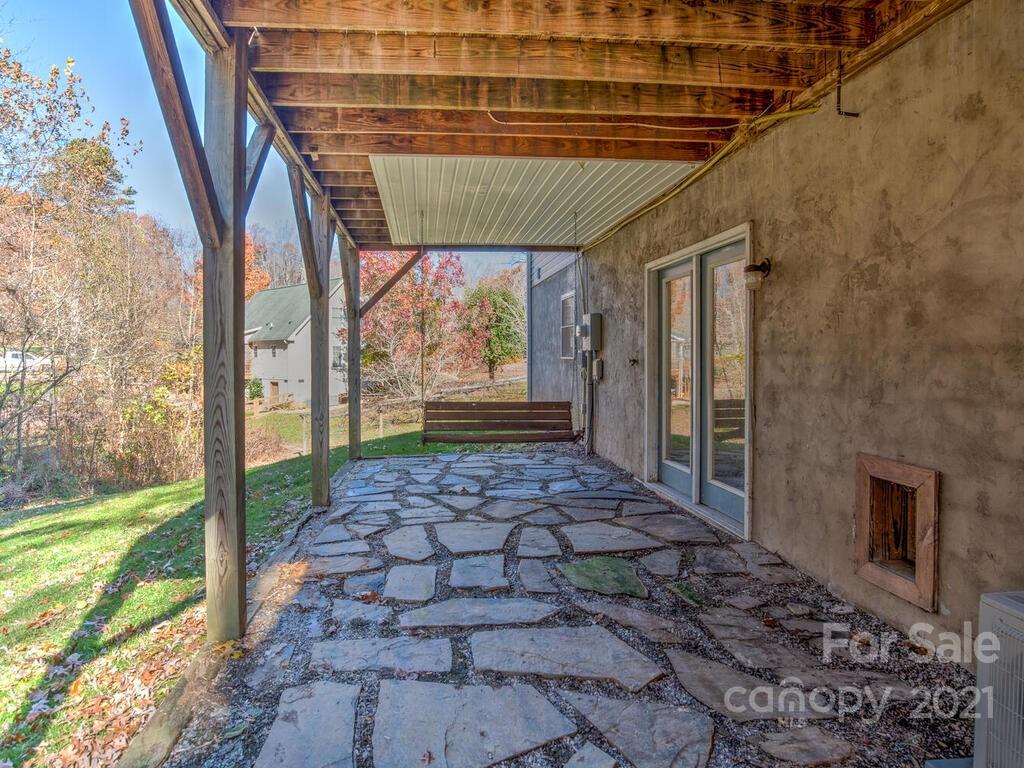 10 Old Asbury Road Candler NC 28715