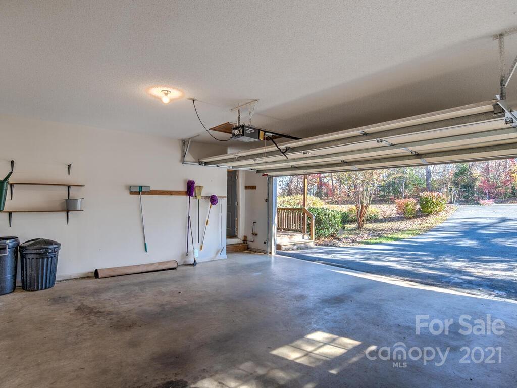 10 Old Asbury Road Candler NC 28715