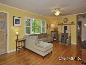 39 Hibriten Drive Asheville NC 28801