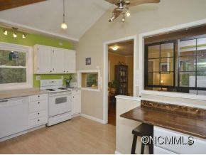 39 Hibriten Drive Asheville NC 28801