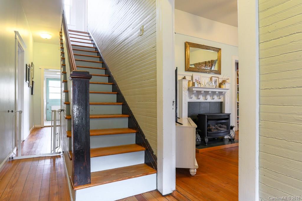 190 Elk Mountain Road Asheville NC 28804