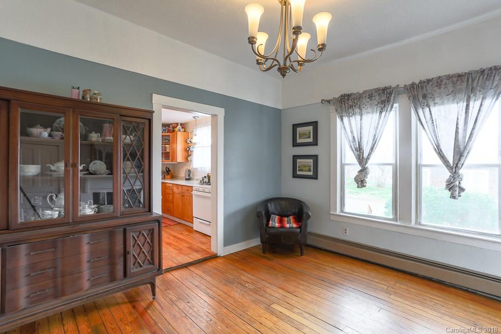 190 Elk Mountain Road Asheville NC 28804