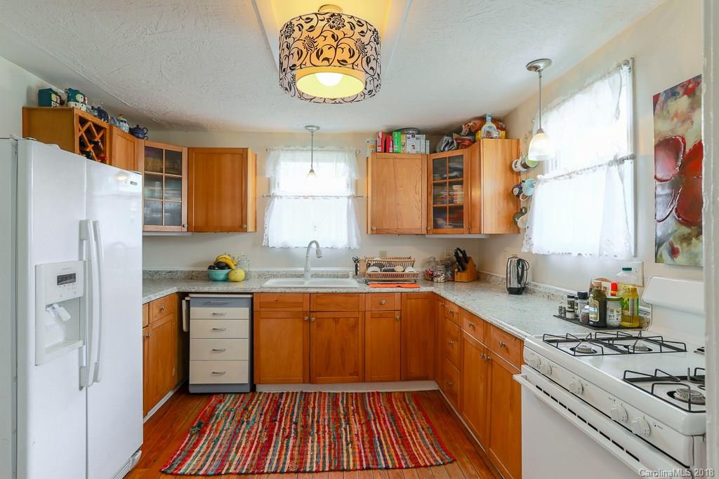 190 Elk Mountain Road Asheville NC 28804