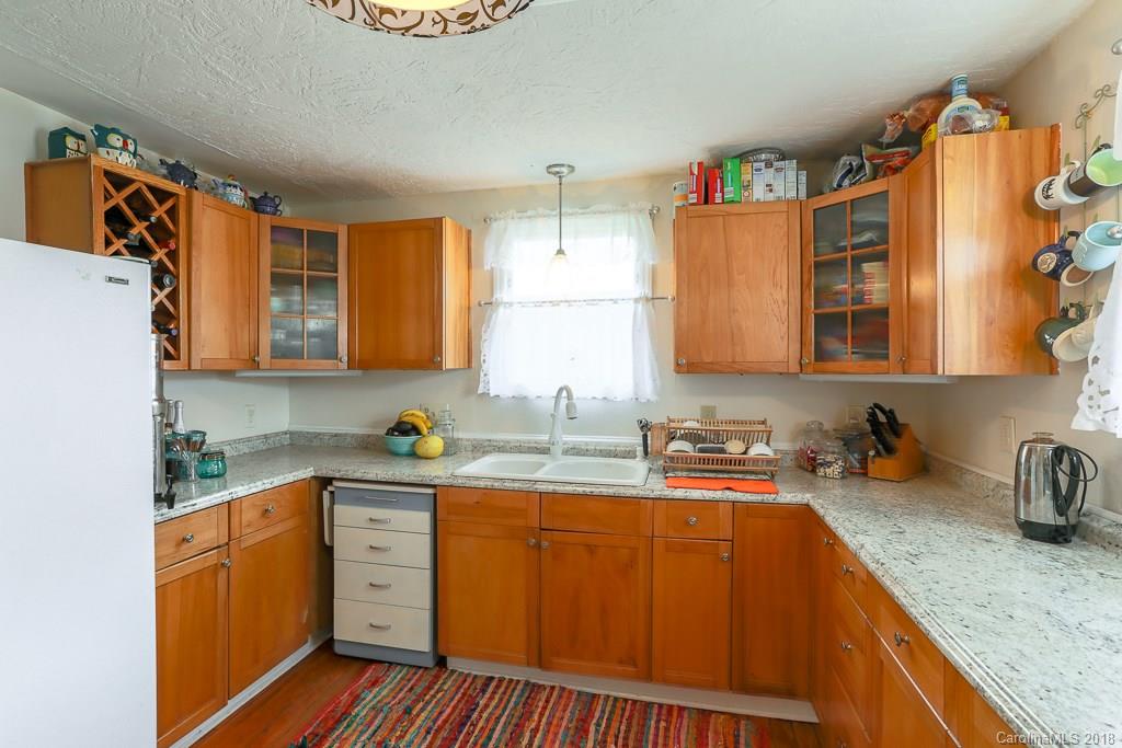 190 Elk Mountain Road Asheville NC 28804