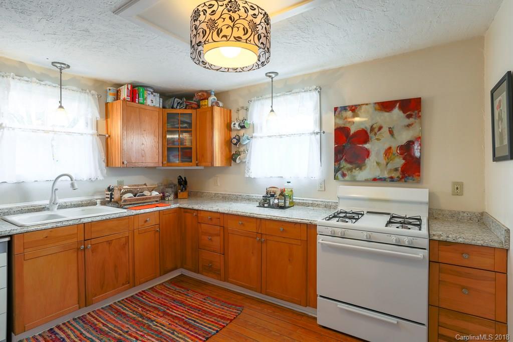 190 Elk Mountain Road Asheville NC 28804