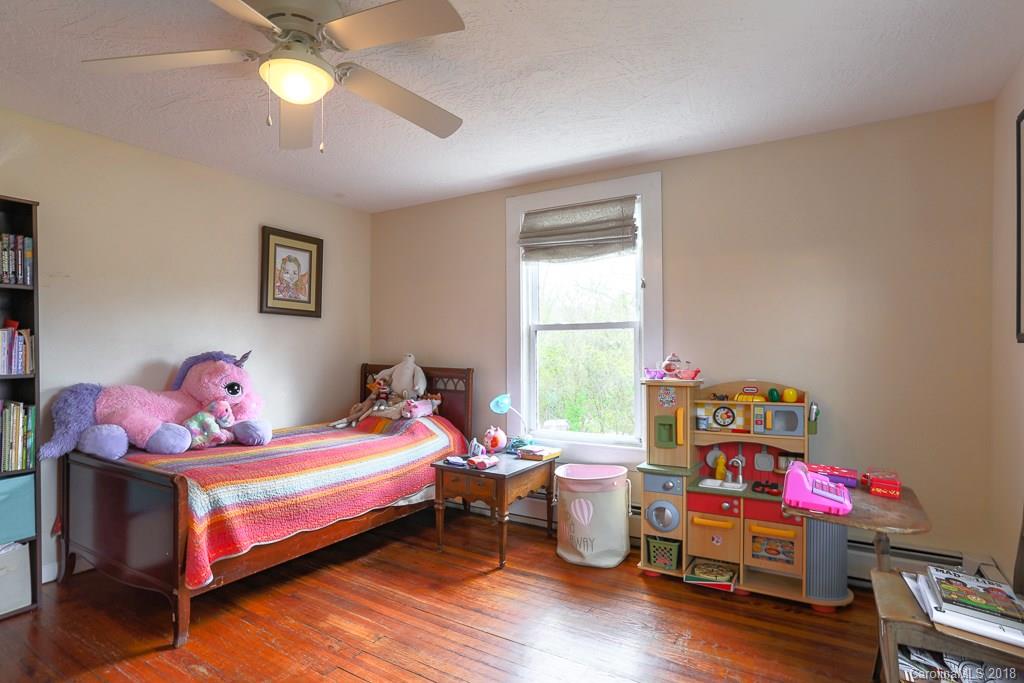 190 Elk Mountain Road Asheville NC 28804