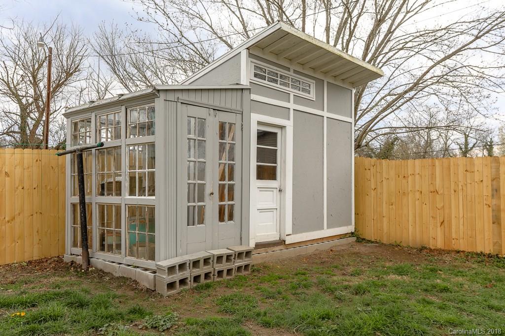 190 Elk Mountain Road Asheville NC 28804