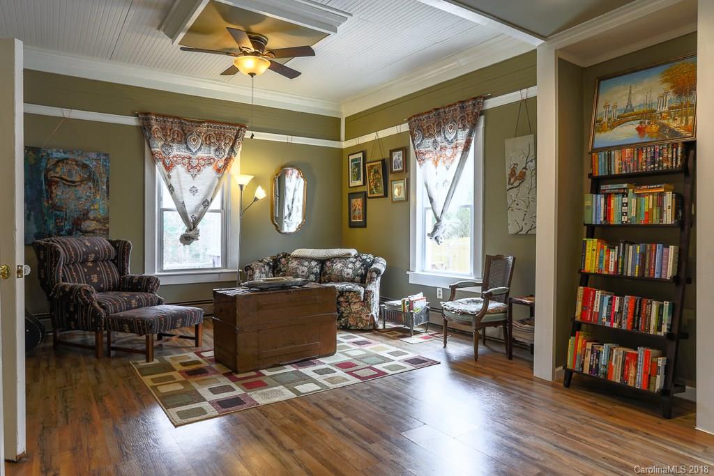 190 Elk Mountain Road Asheville NC 28804