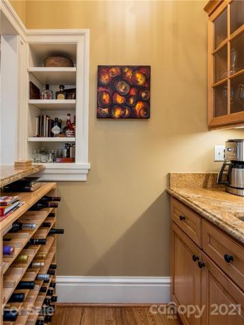 1643 Olmsted Drive Asheville NC 28803