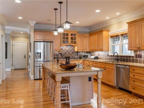 1643 Olmsted Drive Asheville NC 28803