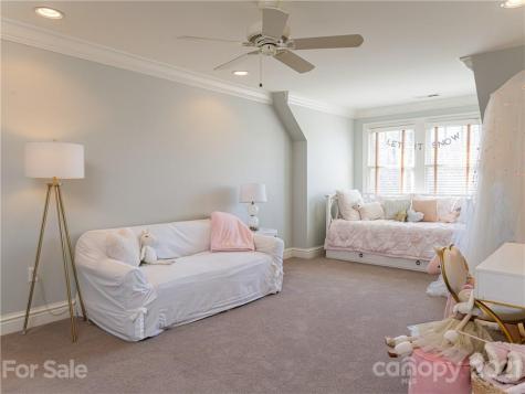 1643 Olmsted Drive Asheville NC 28803