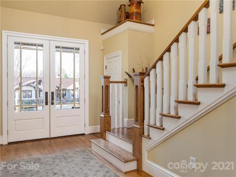 1643 Olmsted Drive Asheville NC 28803
