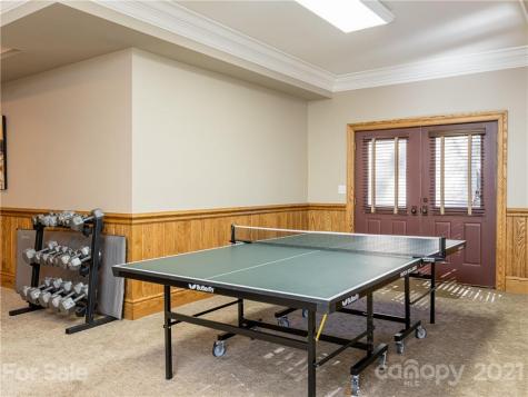 1643 Olmsted Drive Asheville NC 28803