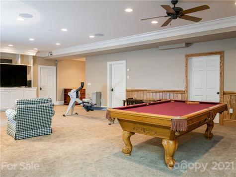 1643 Olmsted Drive Asheville NC 28803