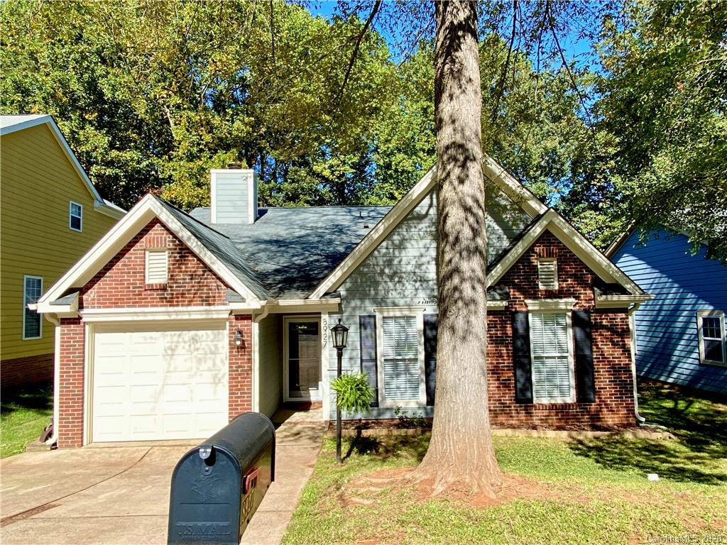 8927 Chesham Drive Charlotte NC 28227