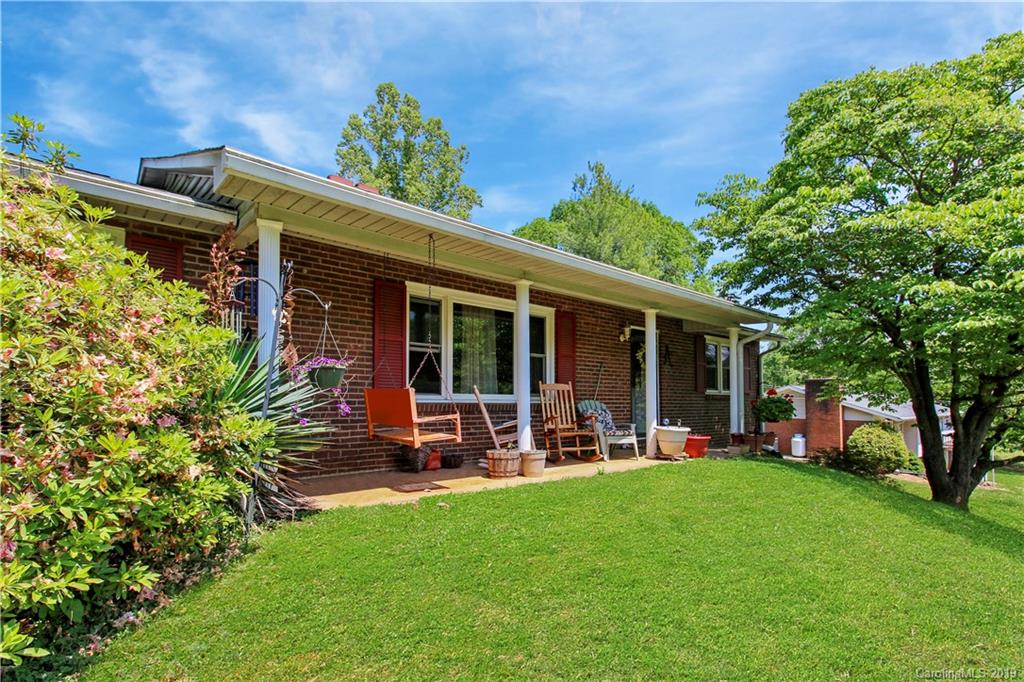 2096 Nix Creek Road Marion NC 28752