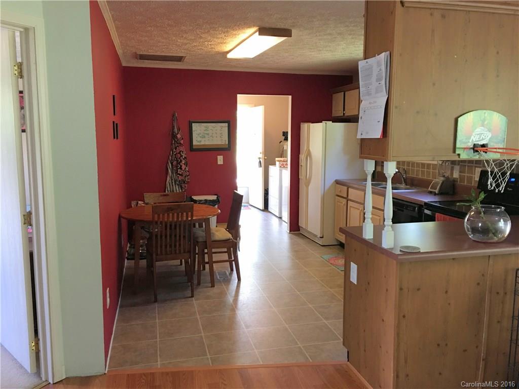 12 Honey Locust Lane Candler NC 28715