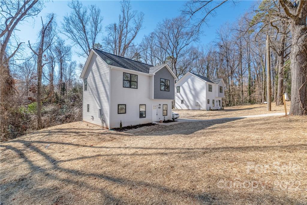 2912 Burgess Drive Charlotte NC 28208