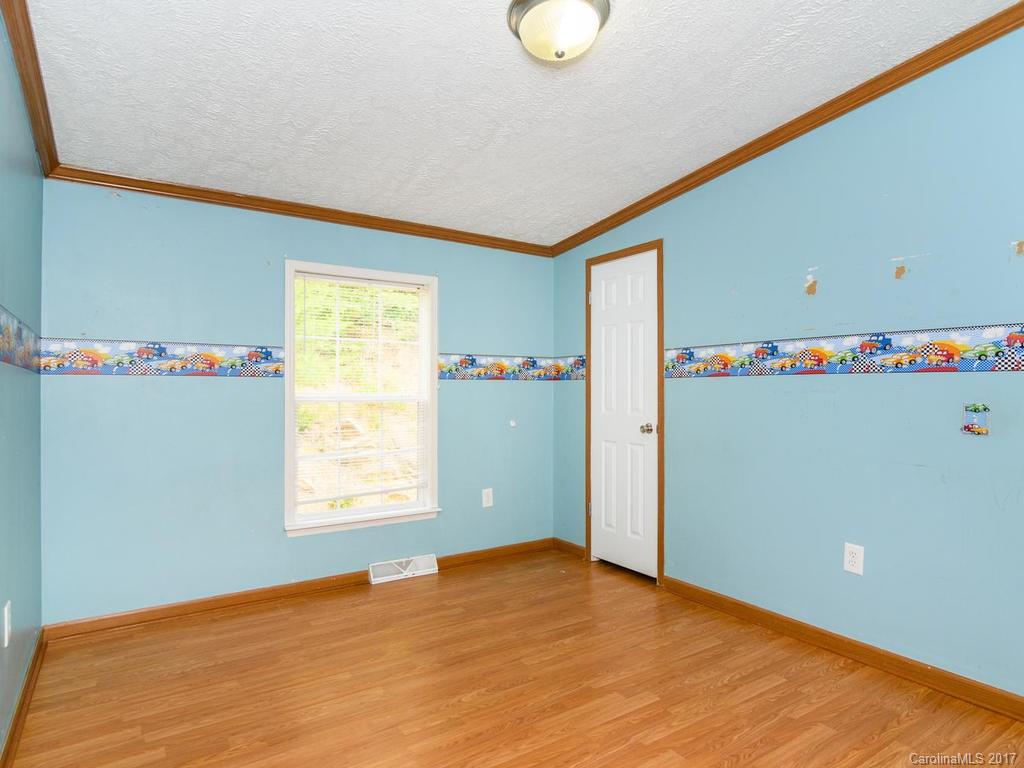 11 Powder Horn Trail Weaverville NC 28787